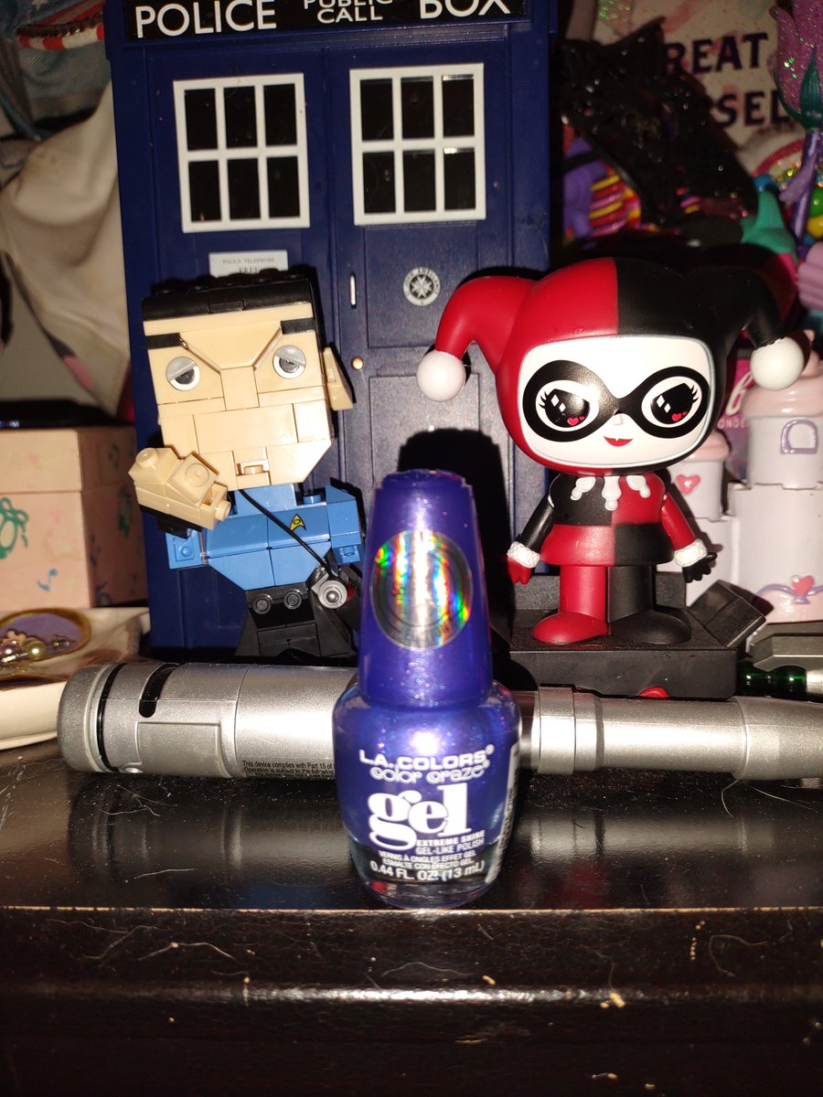 JesseStreeter5's tweet photo. Dollar General Finds LA Colors Galaxy Color Shifting Gel Polish. Color Names From Beginning.Retrograde, Celestial, Nebula, Neptune. $2.25 Each #lacolorscosmetics #dollargeneralfinds #brokeassnailartist #brokeassnailart #nailart #nailartist #nailpolishaddict #nailpolishlover https://t.co/Iv8v5KvyJv