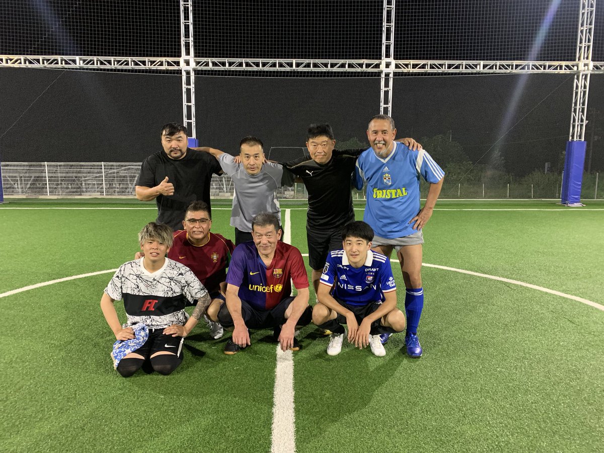 こんにちは！
本日はacty富士宮enjoy個サル開催日となります！

予約がまだ空いていますので是非ご参加ください！⚽️

夜はだいぶ涼しくなってきていますのでフットサルやるにもちょうどいい気候になっています！
enjoy強めでワイワイとやっていますので是非興味ある方はご参加下さい😊