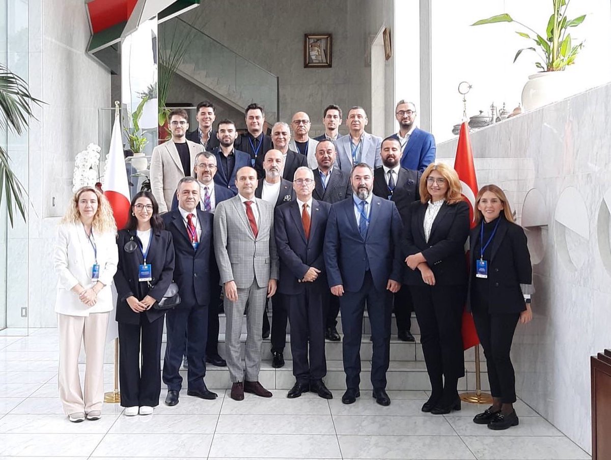 T.C. Ticaret Bakanlığı desteği ile Odamız tarafından yürütülen URGE Tıbbi Cihaz ve Malzeme Projesi kapsamında 9-14 Ekim Japonya Yurtdışı Pazarlama Faaliyetine katılan ticaret heyetimiz, T.C. Tokyo Büyükelçisi Korkut Güngen’i ve +++