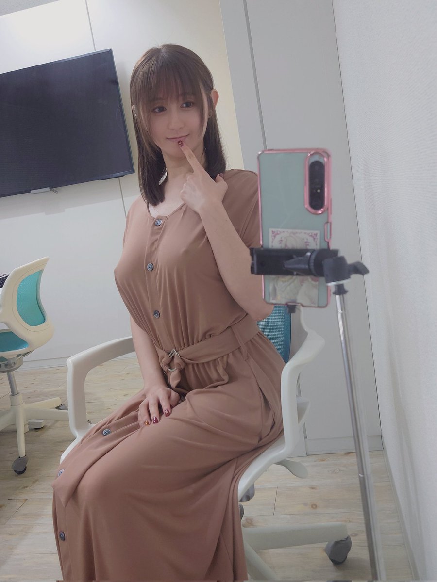 星空 もあ’s pics and videos