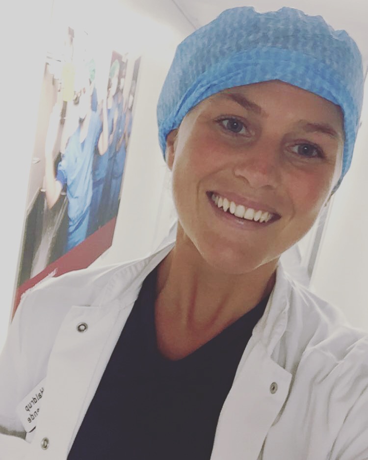 Aarhus Uni.hospital (@auhdk) on Twitter photo NY TEKNOLOGI TIL BEHANDLING AF HJERNEBLØDNINGER ER AFPRØVET OG SKAL VIDEREUDVIKLES
Det anerkendte tidsskrift <a href="/JAMANetwork/">JAMA Network</a> har optaget en artikel af blandt andre <a href="/AndersKorshoej/">Anders Korshøj</a> og PhD-studerende Mette Haldrup Jensen.
link.rm.dk/3FfjRW5
#neurosurgery #research #stroke NY TEKNOLOGI TIL BEHANDLING AF HJERNEBLØDNINGER ER AFPRØVET OG SKAL VIDEREUDVIKLES
Det anerkendte tidsskrift <a href="/JAMANetwork/">JAMA Network</a> har optaget en artikel af blandt andre <a href="/AndersKorshoej/">Anders Korshøj</a> og PhD-studerende Mette Haldrup Jensen.
link.rm.dk/3FfjRW5
#neurosurgery #research #stroke