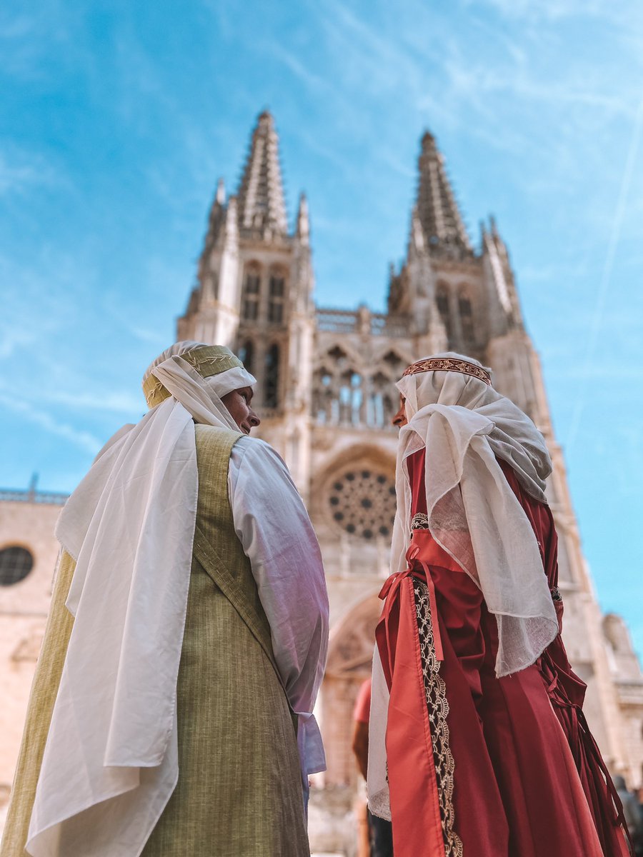 Imágenes preciosas que nos ha dejado <a href="/burgoscidiano/">Burgos Cidiano</a> este fin de semana, adaptado para disfrutar en familia. #turismofamiliar #Burgos