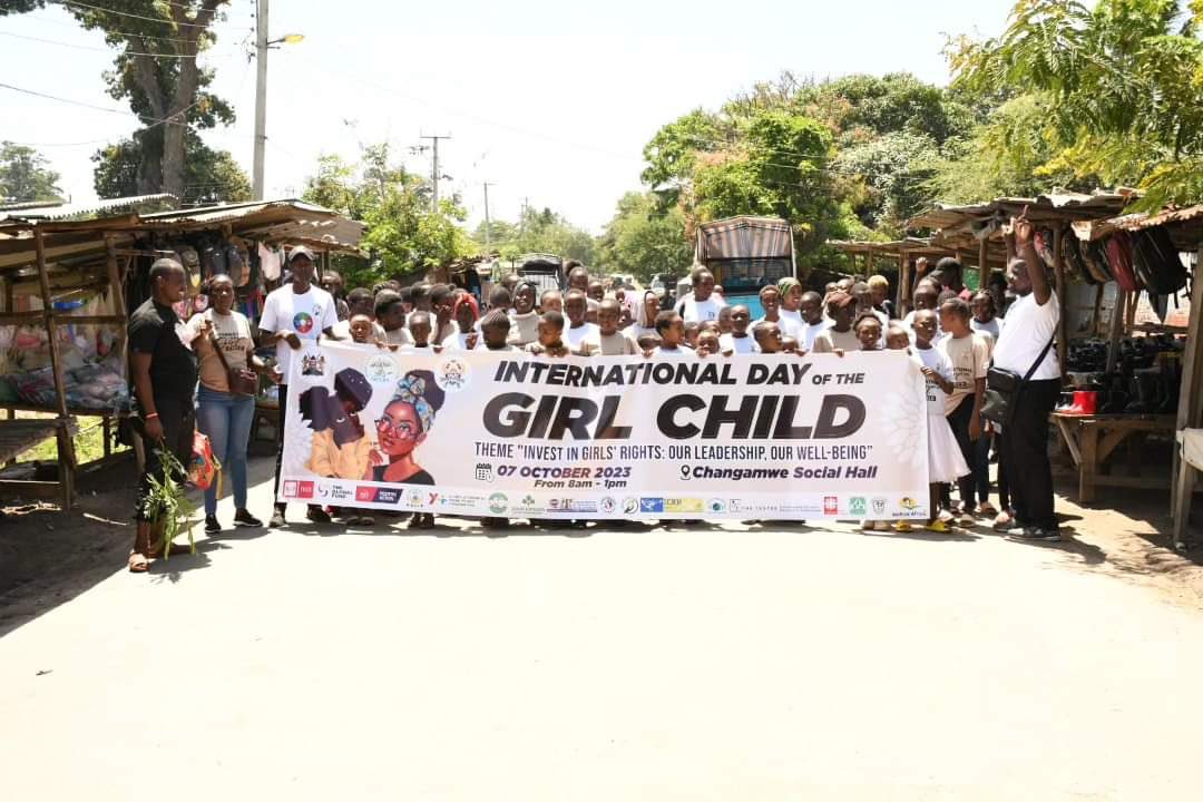 In Kenya 🇰🇪 we hosted a pre international day of the girl child commemoration where we hosted adolescent girls and Young women for a deliberation with the county directorate of gender on creating safe spaces for meaningful and ethical engagement adolescent girls and young women.