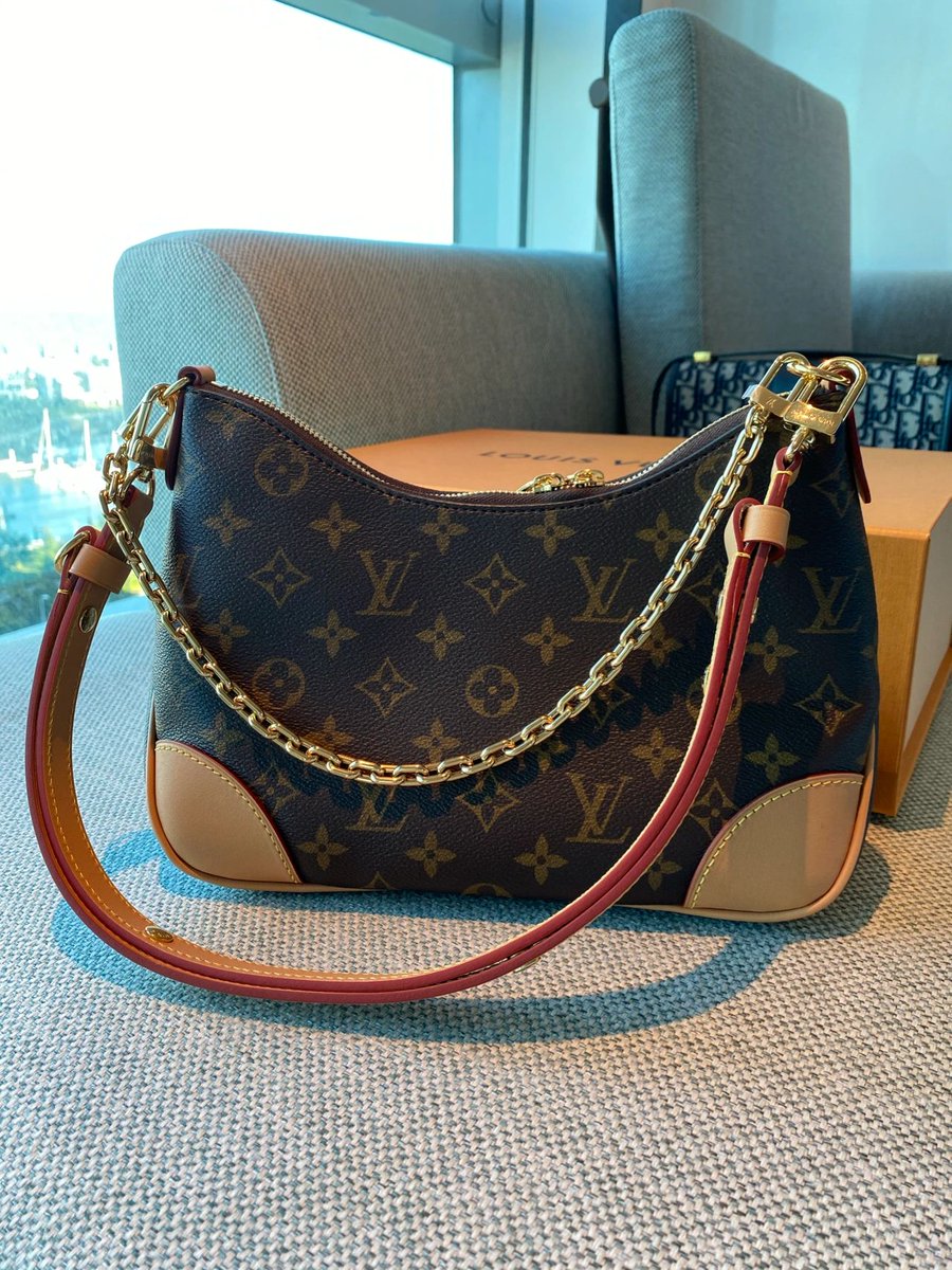 replicabags tweet media