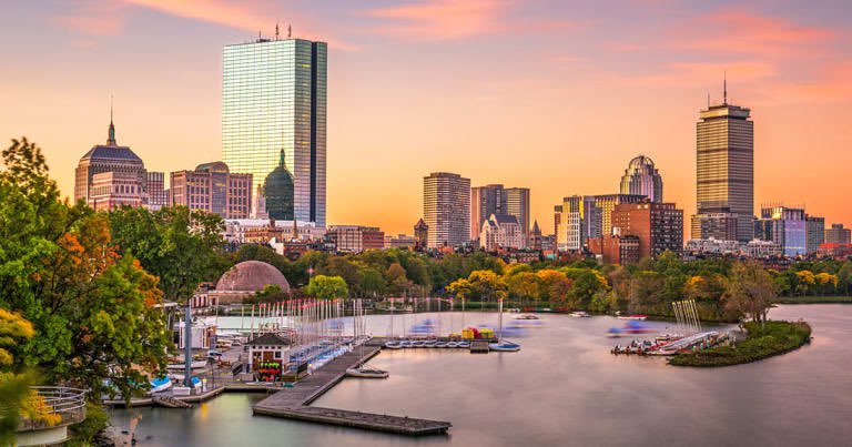 Looking for something FREE to do in Boston this week? Look no further! Our friends at <a href="/TheBostonCal/">The Boston Calendar</a> have compiled this great list! bit.ly/75Free