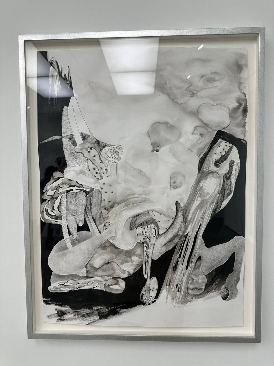 SherryCocous's tweet photo. Cut and Slow, White Cube's first exhibition in New York, considers the use of sampling and distortion in contemporary art to resist established systems of power and value. https://t.co/00ndWHDCxD