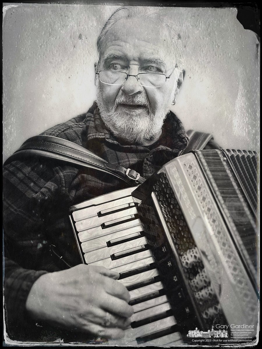 thingsbegood's tweet image. Got to listen to some squeezebox music. #squeezebox #goodthingthathappenedtoday #goodthingthathappened #goodthin