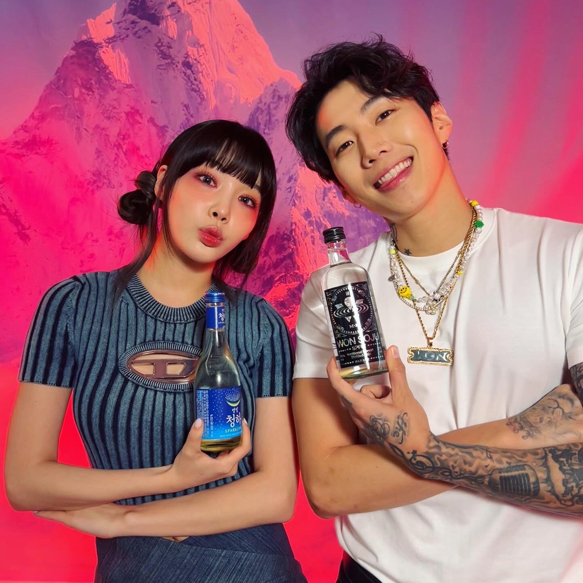 JAYBUMAOM's tweet photo. Welcome to @MOREVISIONKR 😎 https://t.co/SQRH5TvtPV