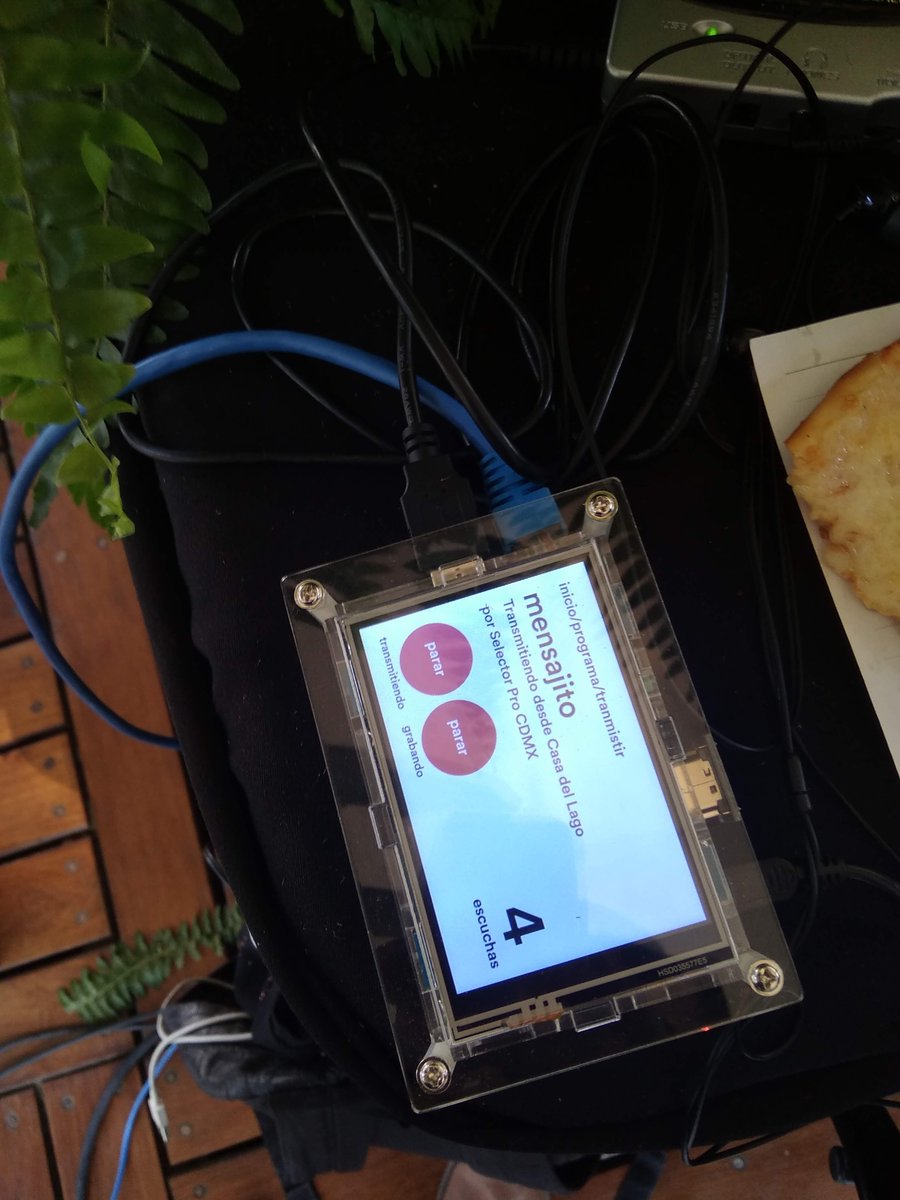 mensajitomx's tweet image. Mensajito + Nodotv 🎤

En 2020, Selector Pro transmitió a través de Mensajito una serie de talleres, conferencias, conciertos y networking desde Casa del Lago 🎵

#tbt
#mensajitomx #streamingdevices #SelectorProMX  #MusicConference #NODOtv