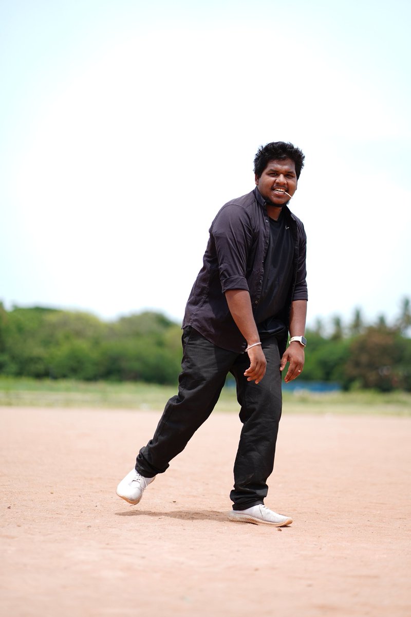 Solurathakelu's tweet photo. @LeoMovie2023 #LeoThirdSingle @actorvijay 

 @g_babu_raj Mee https://t.co/DatoS3Ubzb
