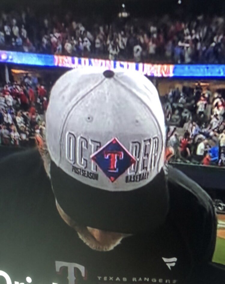 JoeStreck's tweet image. The ALDS champions hats were clearly designed for the O’s to win. #OwnOctTber #sweep @Rangers