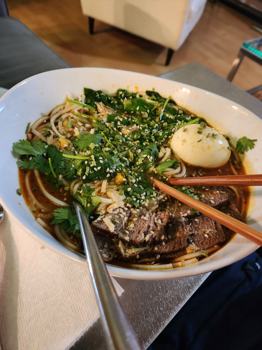DaniHenReyes's tweet photo. Sloppy presentation but my ramen was delish. Made everything from scratch except noodles. I used filet mignon instead of pork but it was π₯. Made my belly warm. π
#ramenlover #girlcancook https://t.co/1eyhUTyRYQ