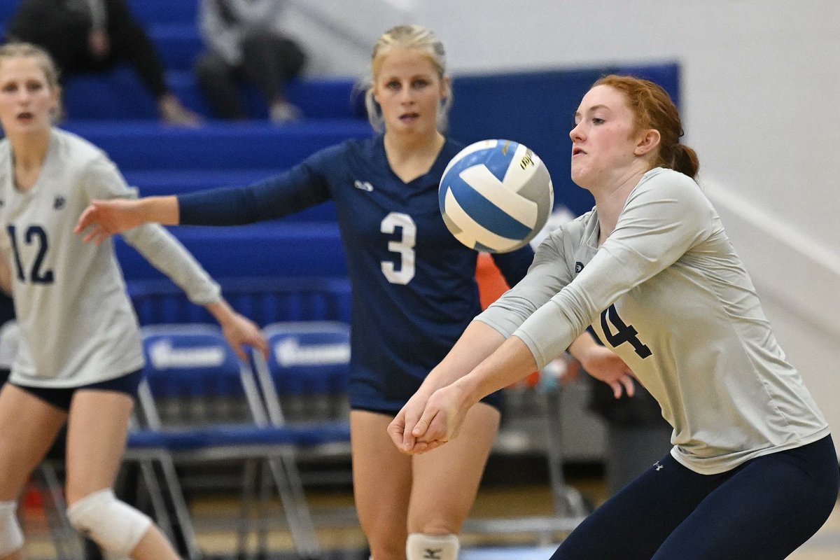 CB_Journalist's tweet photo. Some truly dominant numbers from the Bemidji volleyball team tonight. The Lumberjacks hit .417 as a group in a three-set demolition of Brainerd. Mollie Rupp amassed 27 kills on a .571 hitting efficiency -- the latter was only third-best on BHS.
🏐🪓🤯: https://t.co/fUrTd8h4gJ https://t.co/fW3CXHknVF