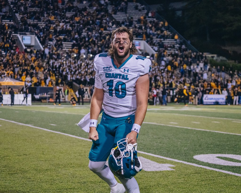 CoastalFootball's tweet photo. It’s Teal Tuesday in the mountains 😏

#BALLATTHEBEACH | #FAM1LY | #TEALNATION https://t.co/0aep86VrtF