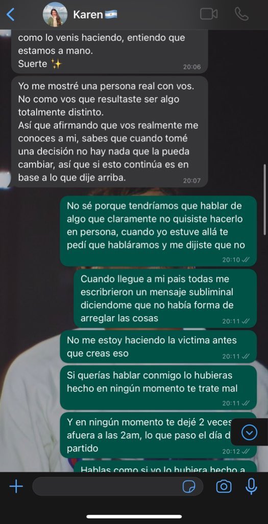 littlelxughter's tweet photo. Y ahora me dijo que me va a devolver el dinero en pesos argentinos y no en soles. Cuando el peso argentino vale la mitad de lo valía en Junio. https://t.co/U39uMbCyng