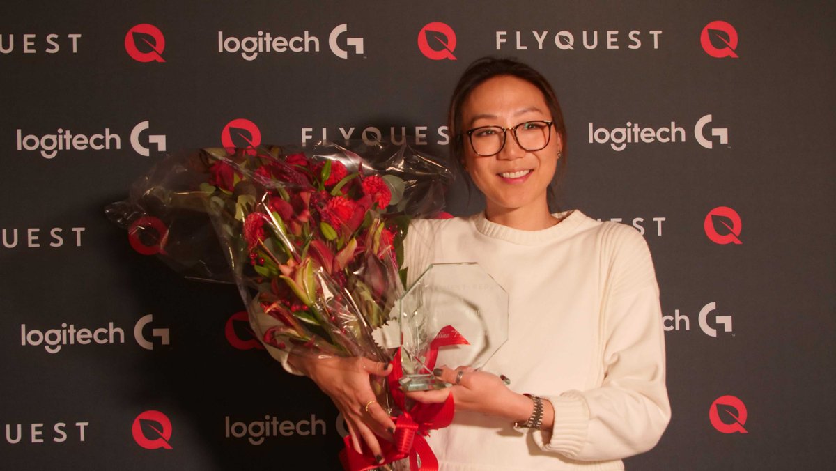 FlyQuestRED's tweet image. Congratulations @omgitspotter for being our first inductee in the RED Hall of Fame! 🏆

Potter has been a prolific figure and inspiration to countless marginalized groups in esports. We are so excited to continue to include her in the RED history.