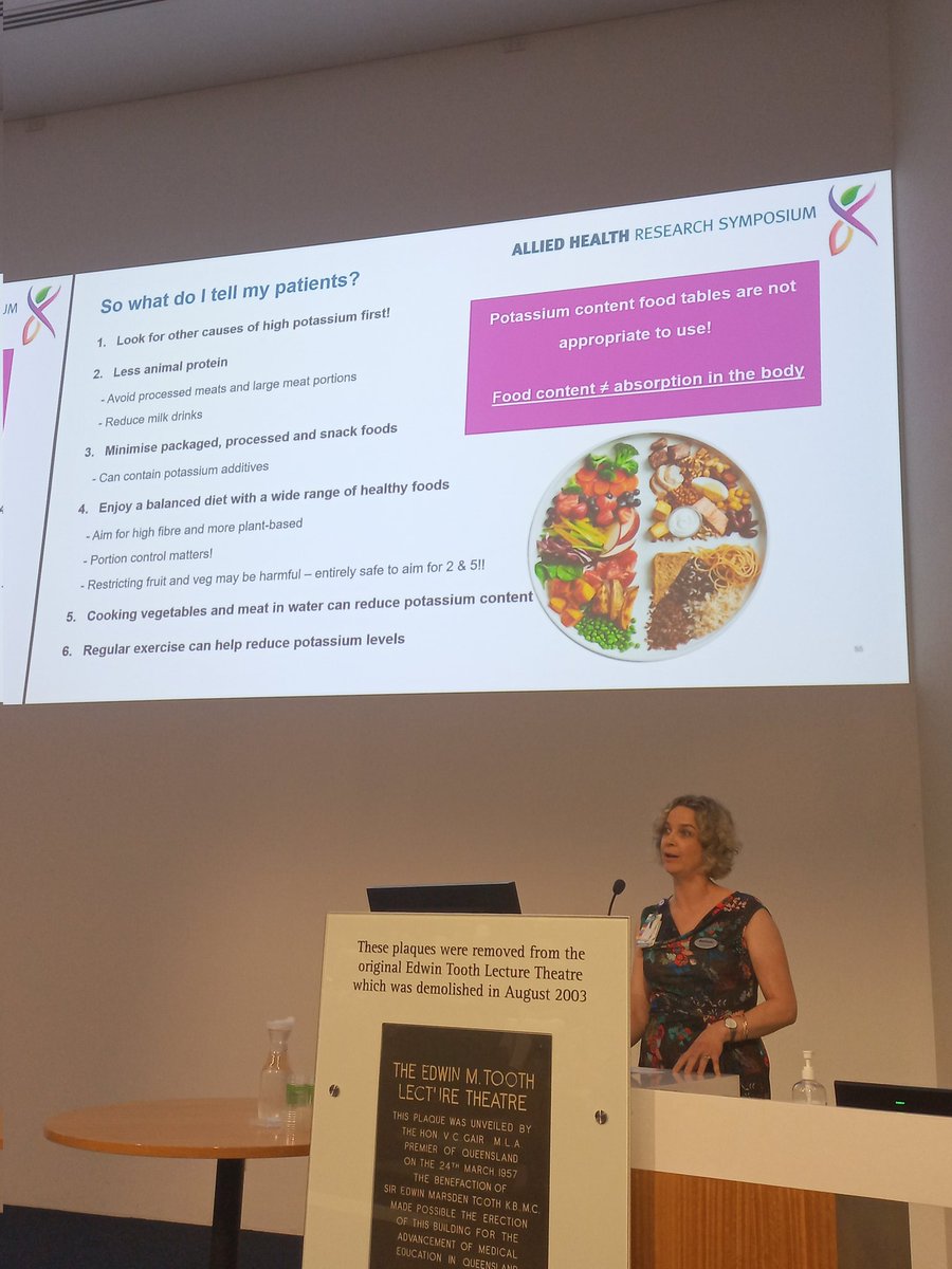 TeresaBrownAPD's tweet photo. RBWH Snr Renal Dietitian Belinda Mason presenting the teams evidence based review on the role of potassium in CKD. No evidence to support diet intake is related to serum levels.  Spread the word to disseminate widely! #NutrResCollab #renal   #kidneydisease #Nutrition #potassium https://t.co/2AF1s7ZaUu