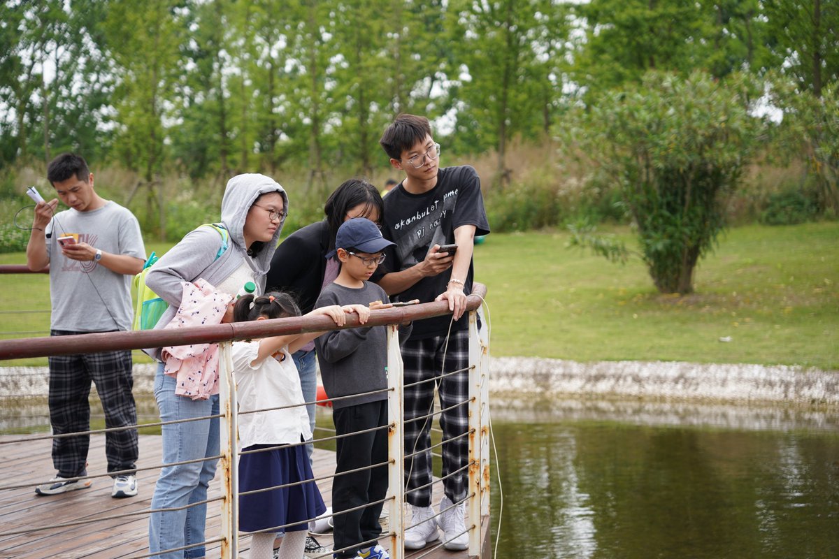 YoucanRobotics's tweet photo. Last weekend, we are pleased to introduce the #YoucanRobot #underwaterdrone to the students.
It was an educational experience that gave participants an in-depth understanding of the application of drone technology in marine science and underwater exploration.
#Youcanrobot #drone https://t.co/08BAF4uzgm