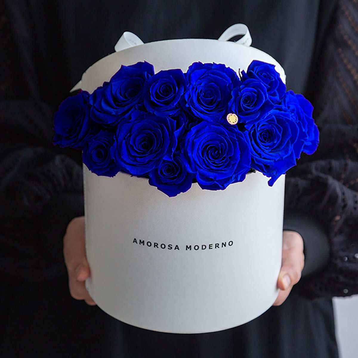 amorosa_japan's tweet photo. ブルーローズの花言葉は「夢叶う」
ブルーのダーズンローズで、思いを叶えて。

DOZEN ROSES（ダーズンローズ）シリーズ
https://t.co/IEfR6X0lY8

#ダーズンローズ #DozenRoses
#AMOROSA #アモローサ
#AMOROSAMODERNO
#アモローサモデルノ https://t.co/1dKLqNxbkF