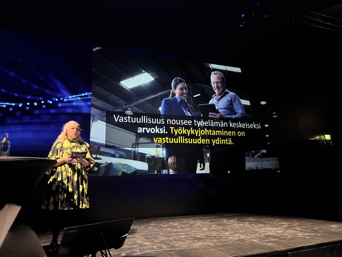 HeliElina's tweet photo. Miten Suomi pärjää maailman myllerryksessä? ”Olen nähnyt Suomen nousevan 90-luvun lamasta ja uskon, että kyllä Suomi pärjää nytkin”, kiteytti ⁦@EloTyoelake⁩ yhtiön pääekonomisti Tiina Helenius #elovation2023 tapahtumassa. #vastuullisuus #työkyky #elo https://t.co/4prwT6Dh1m