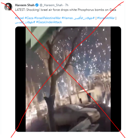 factopolis_pak's tweet photo. #FactCheck: This video is not From #IsralePalestine war but is old and from Vuhledar where #Russian forces dropped incendiary thermite munitions.📷 #Gaza https://t.co/W0ZYP2Tp7w