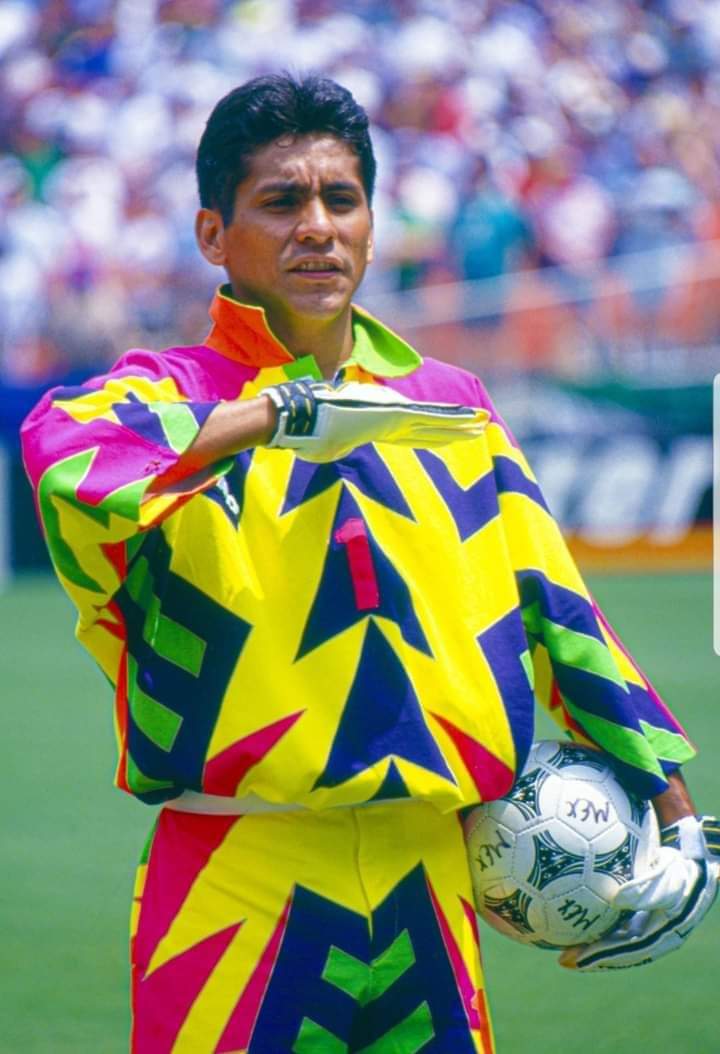 Innmortal_'s tweet photo. EL MEJOR PORTERO DE LA HISTORIA DEL FÚTBOL MEXICANO https://t.co/P991OtUEVJ
