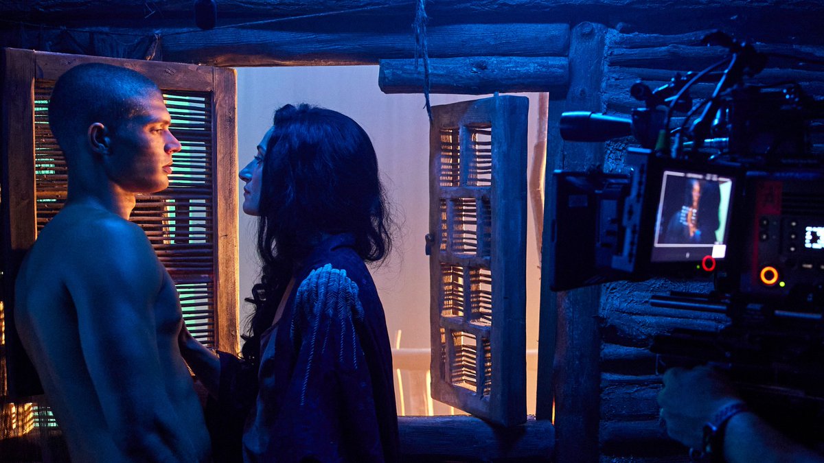 PrimeVideoAUNZ's tweet photo. Nothing like some BTS pics to cheer us up after the #WOTFinale 🥰
#TWOT #TheWheelOfTime #TwitterofTime #WOT https://t.co/bCr1i0UuWg