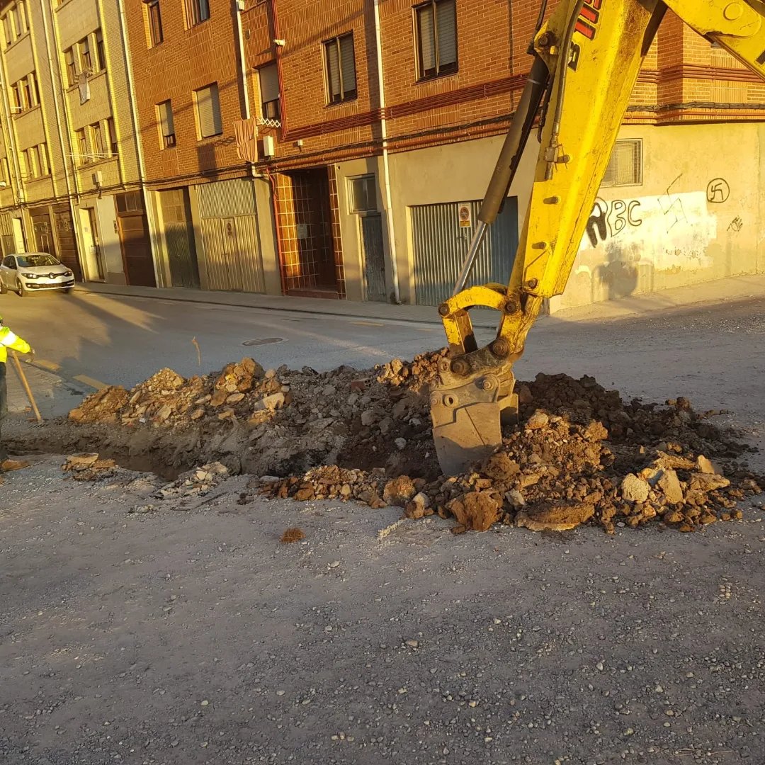 Instalacion de un punto de energia electrica en el yacimiento arqueologico de La Huerta Varona Aguilar de Campoo, Palencia 🙂👏👏