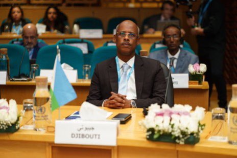 GoobjoogMedia's tweet photo. Somalia's Health Minister @DrAliHajiadam elected as the chairperson for the #RC70 during a Regional Committee Meeting held in Cairo, Egypt; Djibouti's Dr. Ahmed Abdilleh and Egypt's Dr. Khaled AbdelGhaffar to deputize. https://t.co/Ggeb0vtu99