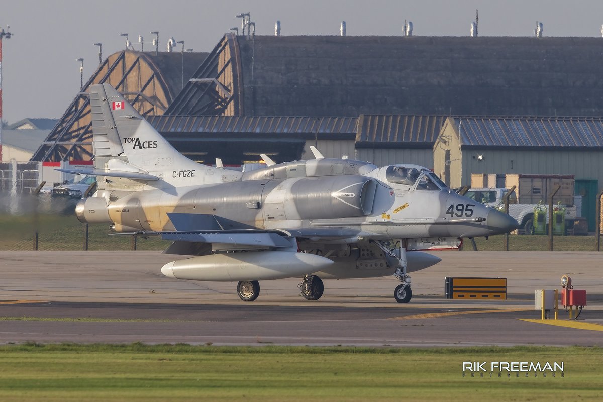rickfr01's tweet photo. The day started with a gorgeous sunrise. Little did I know what treats lay in store... Fab day at #RAF #Lakenheath. Loads of #USAF #f15's #f35's & a couple of @RCAF_ARC #AlphaJets and #F4's...
@canonUKandIE @manfrotto_uk @48FighterWing #LiveForTheStory #ShotOnCanon #avgeek https://t.co/vvjWDwXTRr