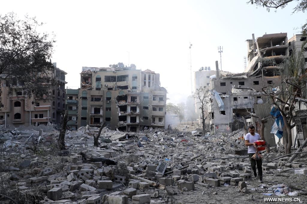 MALHACHIMI's tweet photo. Urgent questions to the leaders of the US, Uk, France,  Germany, Italy & India

What do you call 75 years of ongoing brutal occupation?

What do you call cutting water, food, electricity and medicines on Gaza and its 2.3 M inhabitants?

What do you call bombarding civilians in their homes day and night, killing 1000 of them, including hundreds of women and children, and injuring more than 5000 of them, and that is in 3 days only?

What do you call bombarding and destroying houses of worship in Gaza?

Are these acts of sheer evil or not?

........
#Gaza #GazaUnderAttack #palastine #Palestine #Palestina #PalestineUnderAttack #IsraelPalestineWar #PakistanZindabad #PAKvsSL #PakistanCricketTeam #SouthAfrica #wednesdaythought #IndiaWithIsrael #IndiaStandsWithIsrael #India #Indian