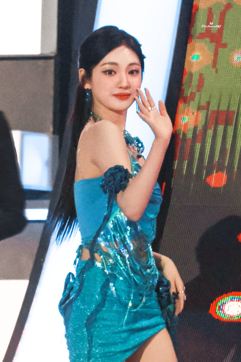 FlechazolNf's tweet photo. 231010 TMA

#aespa #NINGNING 
#에스파 #닝닝 https://t.co/IkeulVZJCK