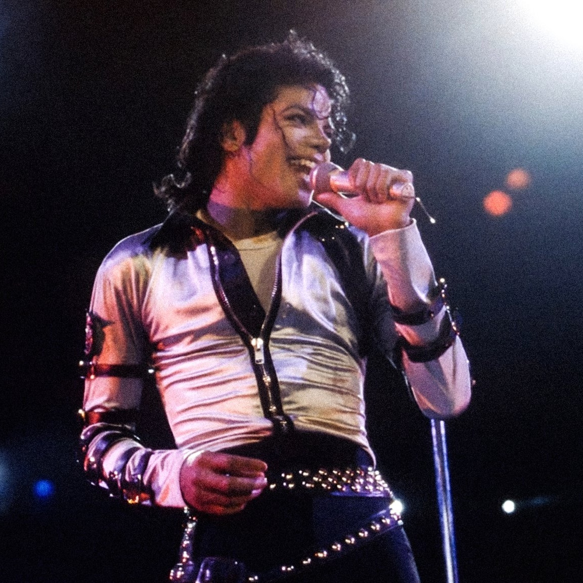 michael's smile :) (@jacksonssmiie) on Twitter photo 