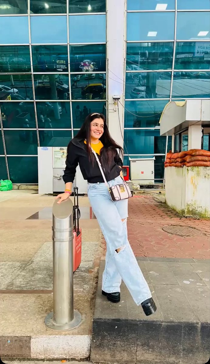 "Today is the beginning of anything you want." 💛