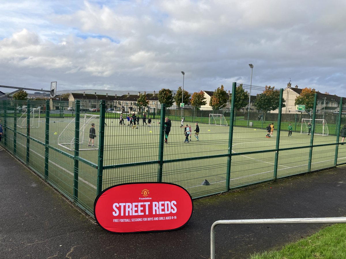 MU_Foundation's tweet photo. Street Reds has lift off! 🚀🔴

Fantastic to see that our new #StreetReds session in Northern Ireland enjoyed a successful launch 🙌

We hope all participants are enjoying their football ⚽❤️

#MUFC | #MidweekMotivation https://t.co/MzC3kIT6A0
