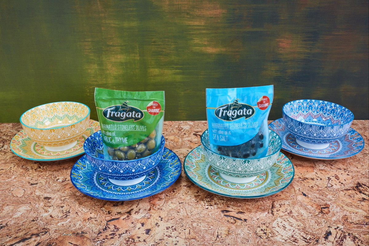 ⭐WIN⭐ this irresistible Spanish tableware and Fragata goodies. To win this tasty bundle, simply FOLLOW us and tell us what your favourite Fragata olives are 🫒