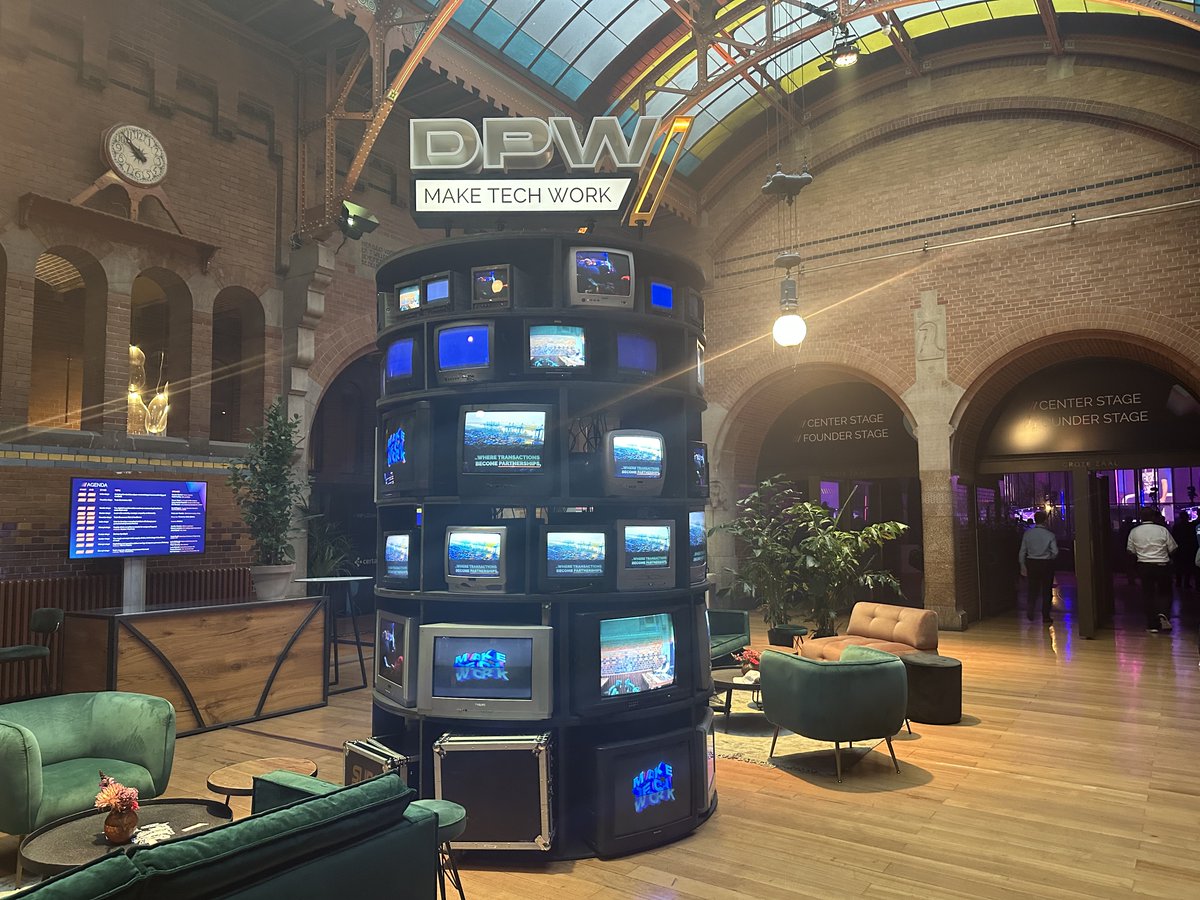 EnableSoftware's tweet image. Hello from @DPWconference! We&apos;re excited to be surrounded by procurement leaders, visionaries and trailblazers!

Visit us at stand 14, hall 1 to discuss how our #rebate management platform can empower your organization. #DPWConference