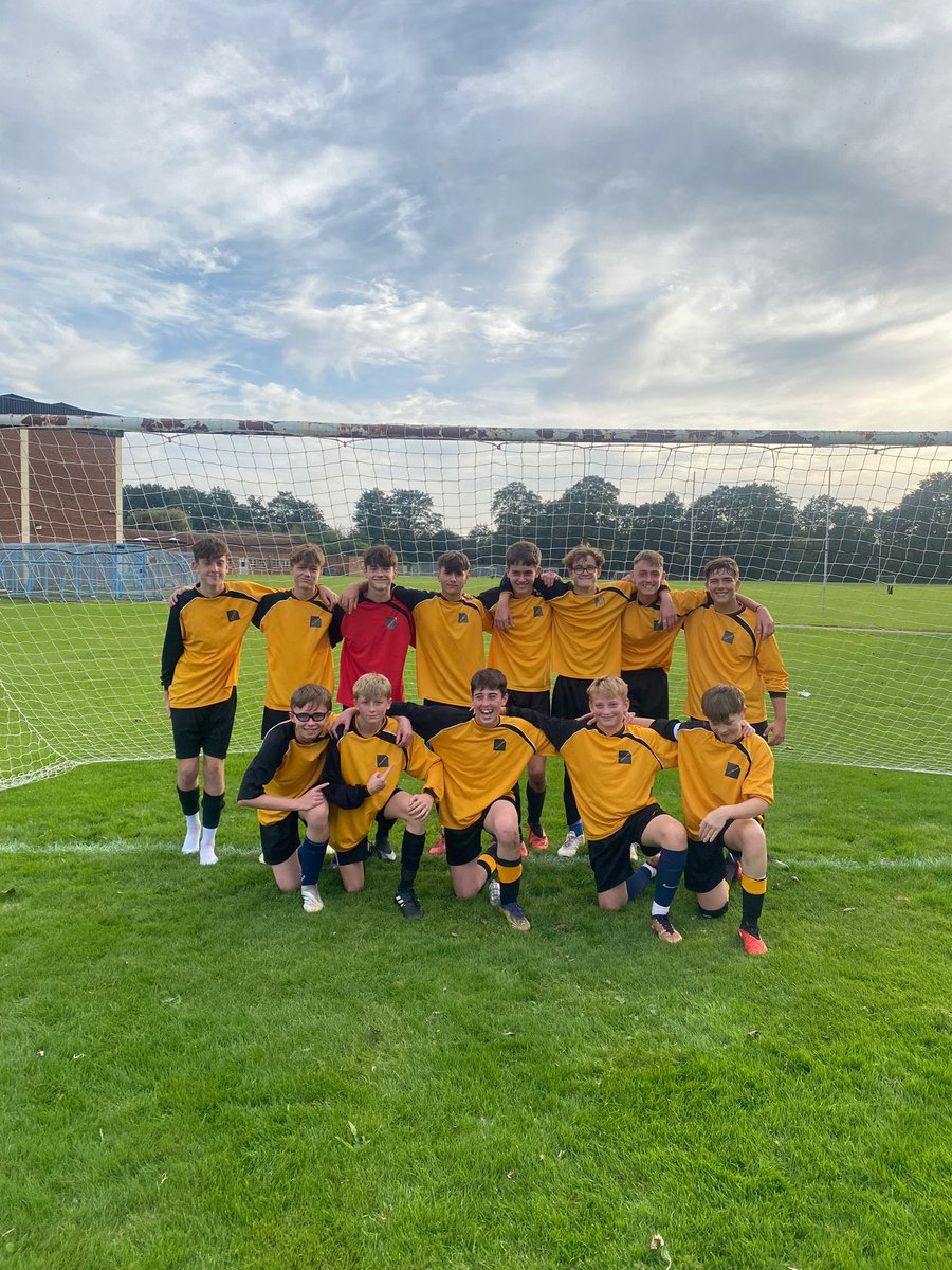 Year 10 County Cup Match - great performance against a strong Broadland side securing a win and onto the next round! 🎉🎉