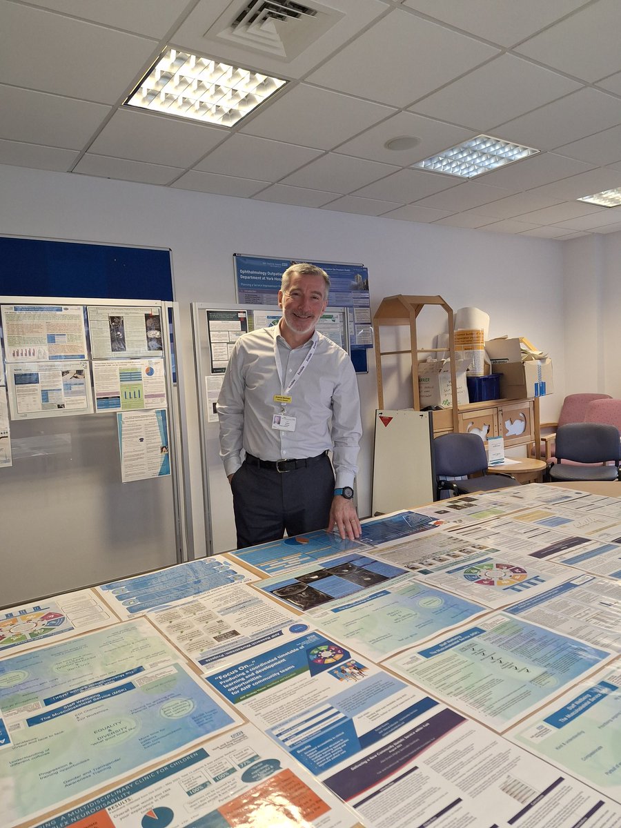 VMulvanaTuohy's tweet image. Blown away by all the amazing work our @YS_AHPs are doing in regards to QI service/evaluation and &amp;amp; research and so was our Finance Director Andy Bertram
@YSTeachingNHS #HappyAHPweek