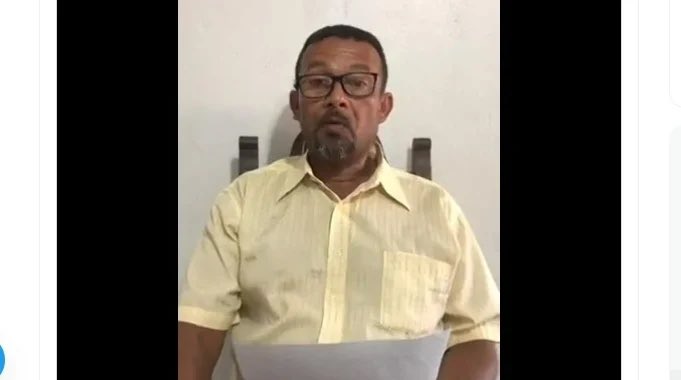 ChuoTorrealba's tweet photo. #TitularesMierc11oct
#AbreConVPN
El padre de la teniente Elines María Olivero Turmero solicitó una audiencia al fiscal general Tarek William Saab para darle las pruebas de que su hija pudo haber sido asesinada. "No fue un suicidio", reiteró
https://t.co/At5legvHNy https://t.co/3jxb1PAflO