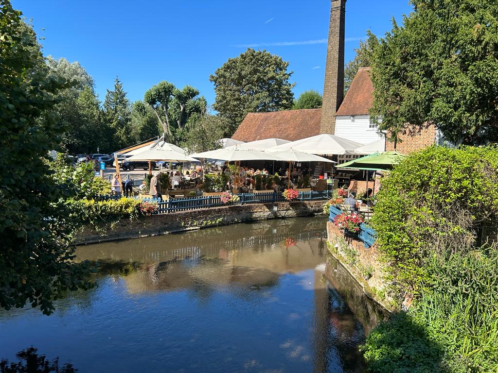 rab_property's tweet photo. Out and About | ☀ A warm October has been wonderful for the hospitality industry, such as our client, Waffle House, who retained us to further their acquisition in the northern home counties.  Follow the link for their requirements:
https://t.co/EKlbUC2MYh

#property https://t.co/e0s5Mu6sed