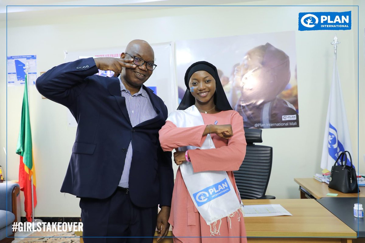 PlanIntl_Mali's tweet photo. 📸🌟 Retour en images de cette journée mémorable à l'occasion de la Journée Internationale de la Fille ! Aichata Cissé, membre de l'APJEC Mali, a brillamment pris la place du Représentant Résident de Plan International Mali, et ce fut une expérience exceptionnelle.
 
#TakeOver https://t.co/rc2qUNHdQ4