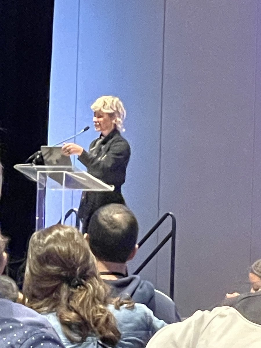 CandaceHavens's tweet image. Well done #dfwcon on a great conference.  Enjoyed keynotes #evangelinelilly and #daveeggers And thank you to those who showed up for my classes and panels.