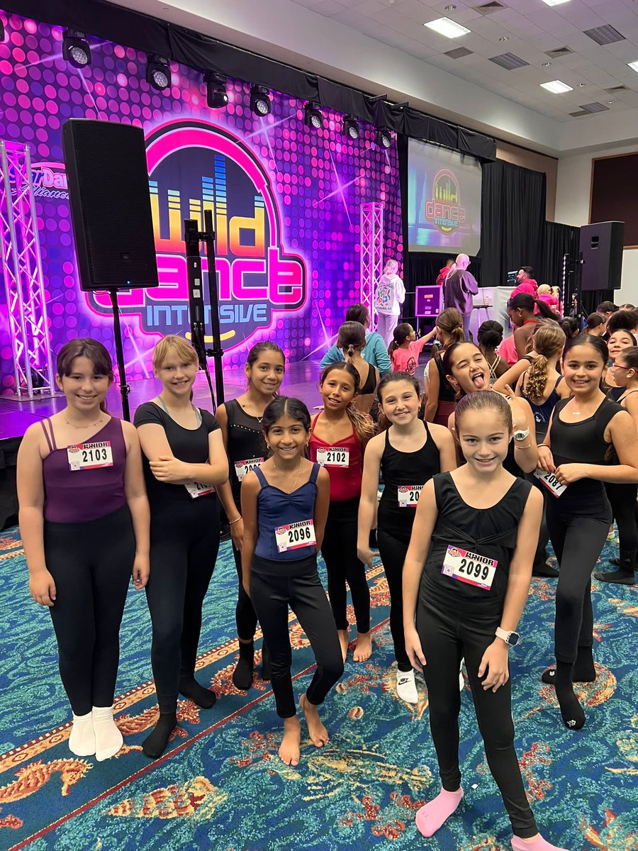 PineCrestArts's tweet photo. #PCDance students attended Wild Dance Convention last weekend! The #PCLowerSchool dancers had a blast learning from nationally-renowned choreographers. One of our dancers, Ava, was recognized throughout the weekend and received a scholarship to progress in the convention tour! https://t.co/8bPTuWqzel