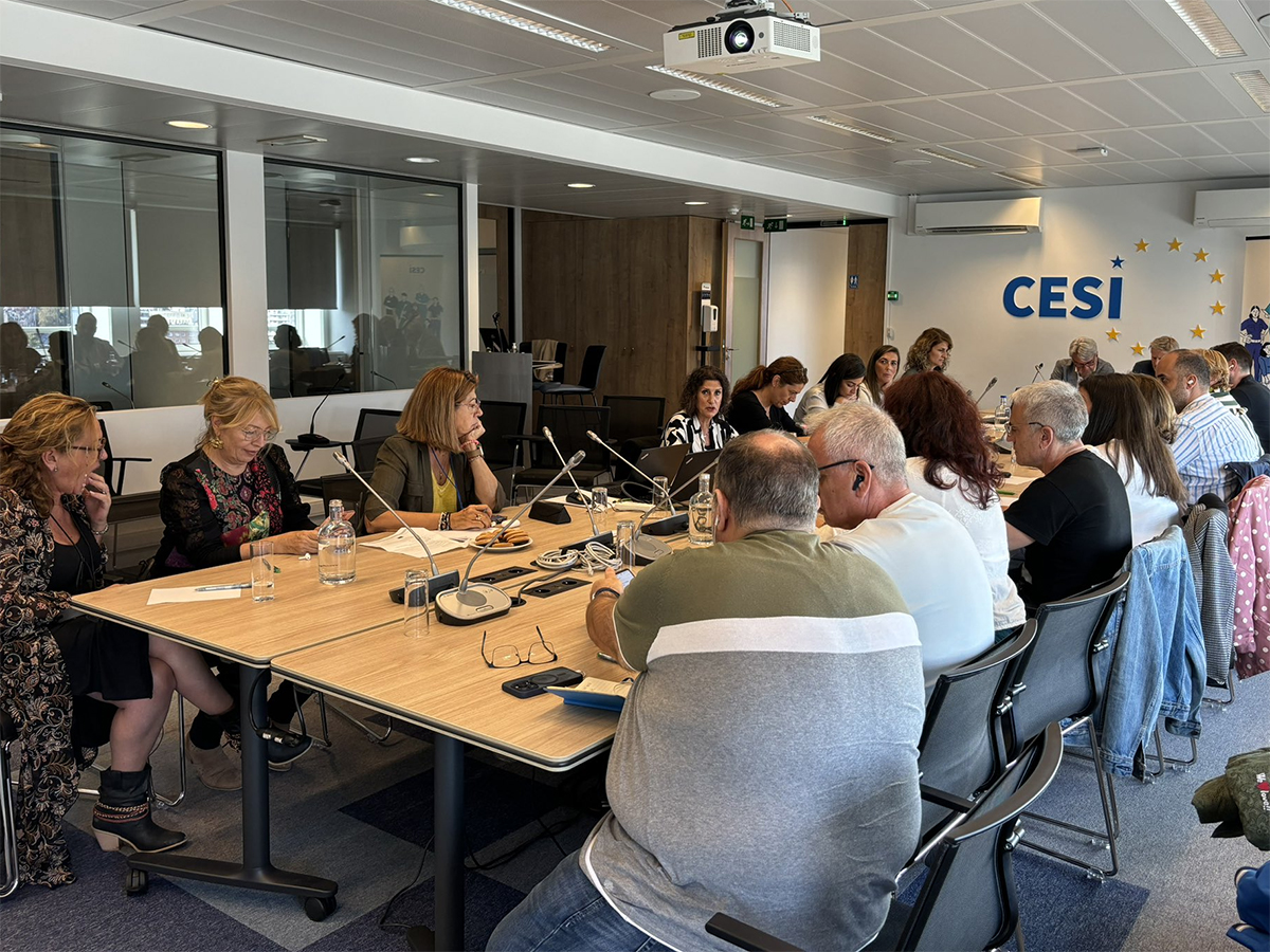 Logramos llevar al Parlamento Europeo el déficit crónico de enfermeras

La Audiencia Pública se celebrará el próximo mes de enero enfermeriatv.es/es/deficit-per…

<a href="/CESIunions/">CESI - Independent Trade Unions</a> #FaltanMiles #Enfermería