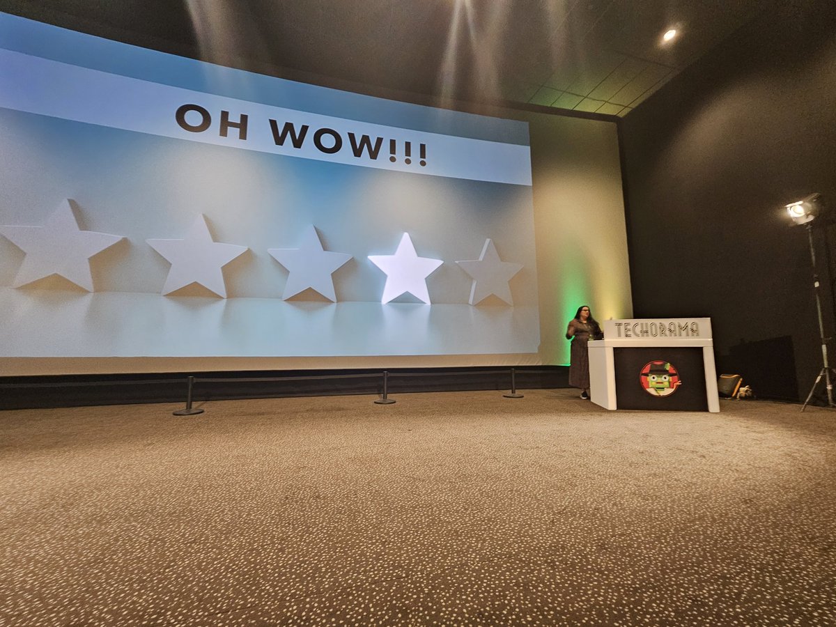 BronwenZ's tweet image. After lunch session on GraphQL with .Net with @PoornimaNayar #techorama