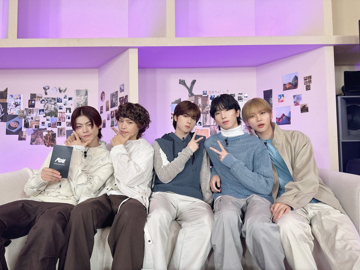 POW_grid's tweet photo. [#POW.pic] 231011

POW (파우) 1st EP [Favorite]
COUNTDOWN LIVE

#POW #파우 #Dazzling #GRID #그리드 https://t.co/DVvBIDkRts