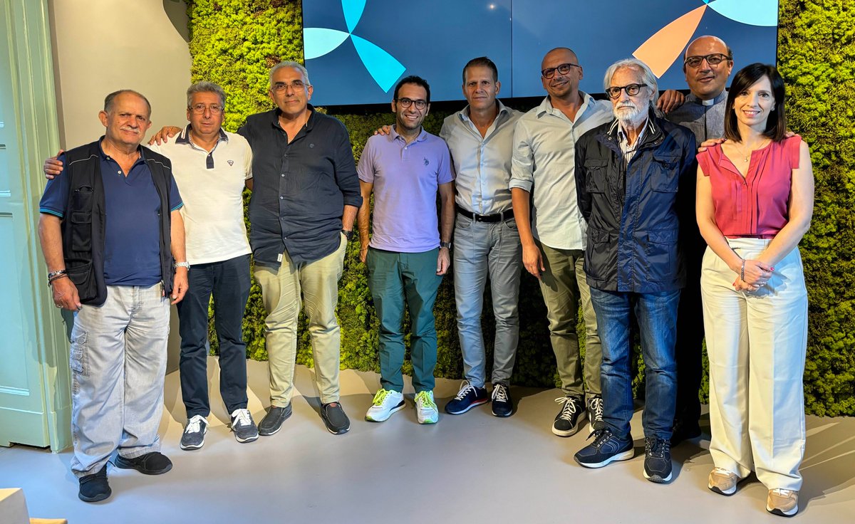 Nuovo direttivo per il CSVE! 
Salvatore Raffa riconfermato presidente per i prossimi tre anni. #csve #csv #volontariato #catania #enna #ragusa #siracusa
csvetneo.org/portale-notizi…