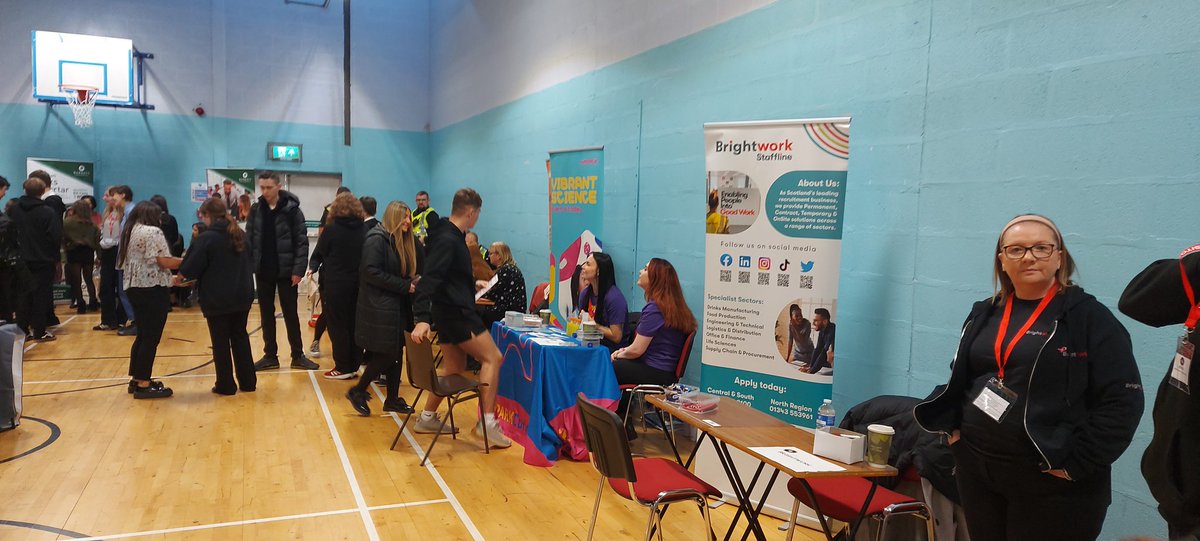 drumchapelhigh's tweet photo. Brilliant to see so many of our senior pupils engaging with our Careers Fair! Great turn out. #positivedestination https://t.co/Yid3uLGvoq