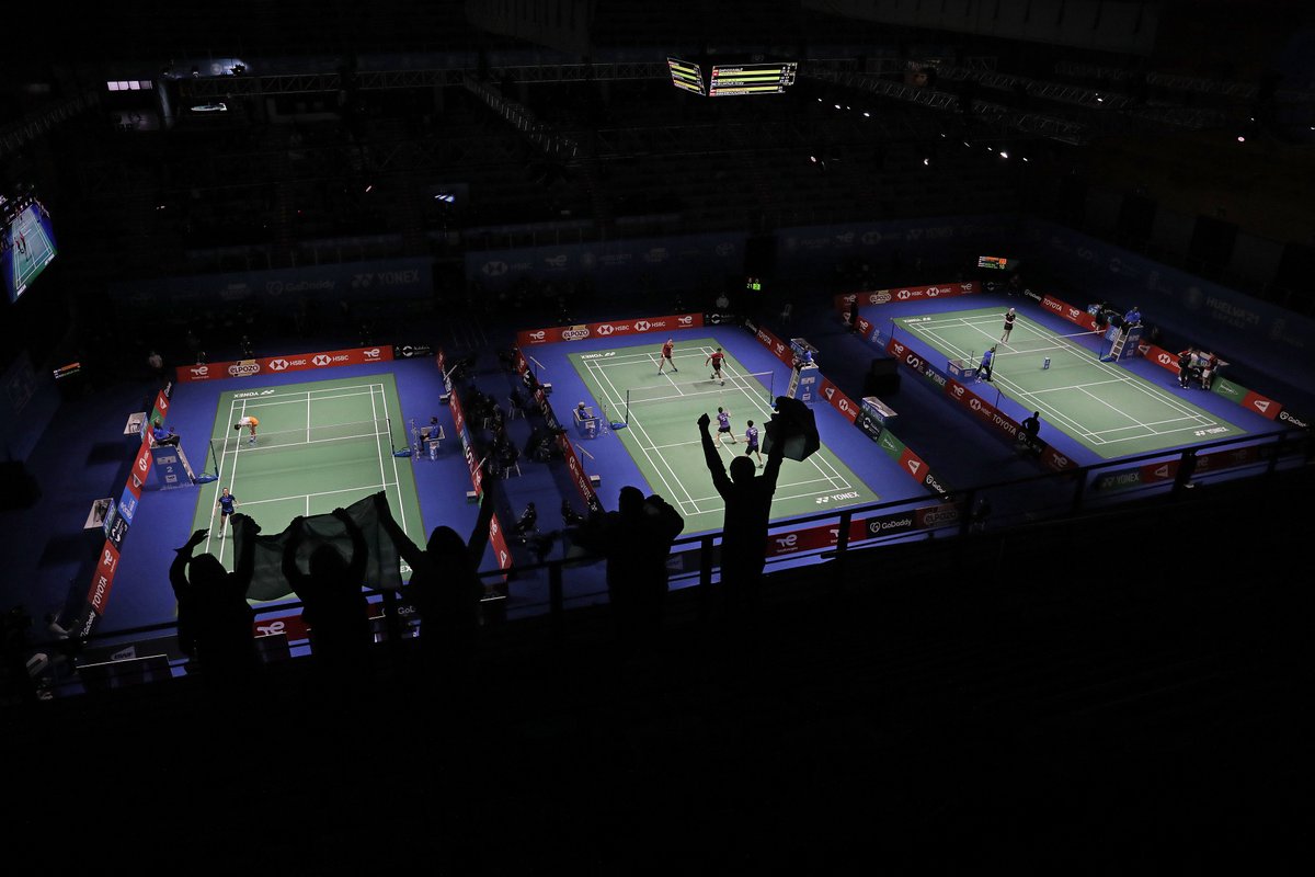 BadmintonESP's tweet photo. ‼️ La semana viene cargada de 🏸 con el #CESP23 del #PlanetaSenior y el #TOPMaster Sub13 y Sub17... y con presencia 🇪🇸 por todo el 🌍
💥 @kikeko7 no pudo brillar en el #ArcticOpen... pero hoy llegan más oportunidades 💪 ¡y el finde aumenta la emoción!
➕ https://t.co/xPiLR4tMk3 https://t.co/hJn26HNmvm